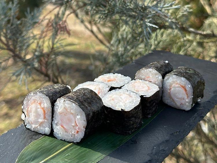 Макі з креветкою